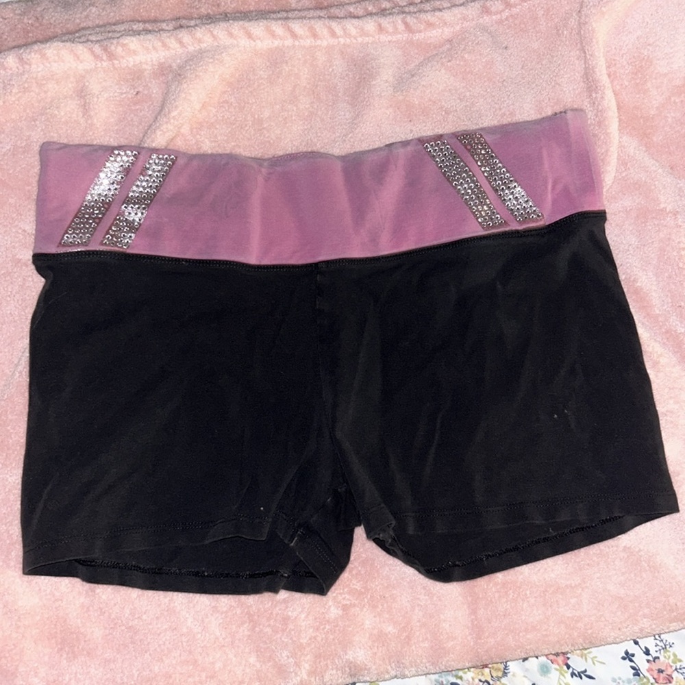 PINK Booty Short - Picture 2 of 3